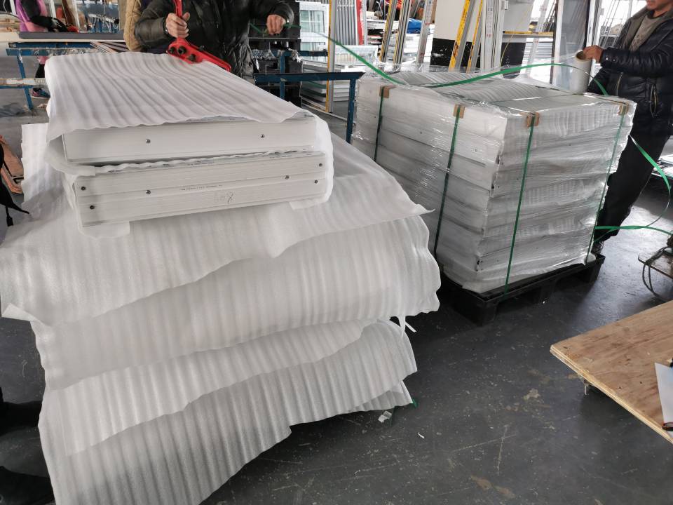 curtain wall frame packaging